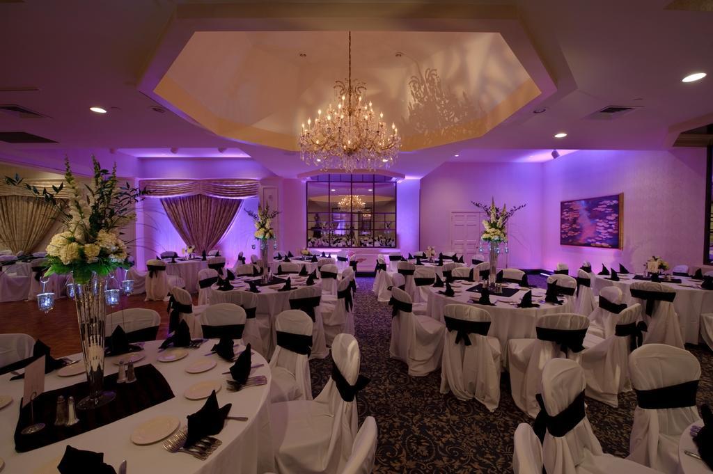 D. Hotel Suites & Spa Holyoke Buitenkant foto