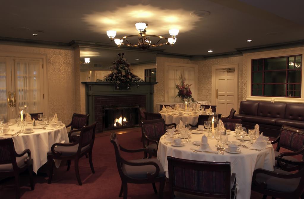D. Hotel Suites & Spa Holyoke Buitenkant foto