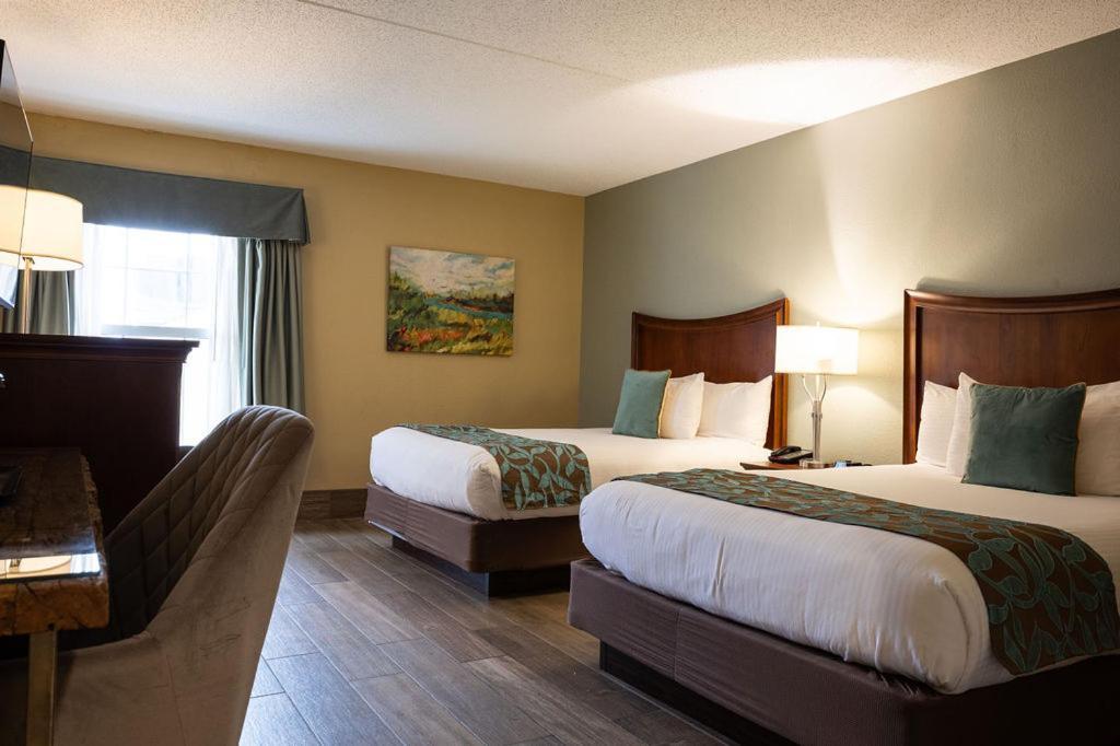 D. Hotel Suites & Spa Holyoke Buitenkant foto